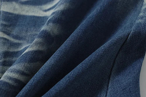 New American trend Washed and aged classic blue and white gradient jeans
