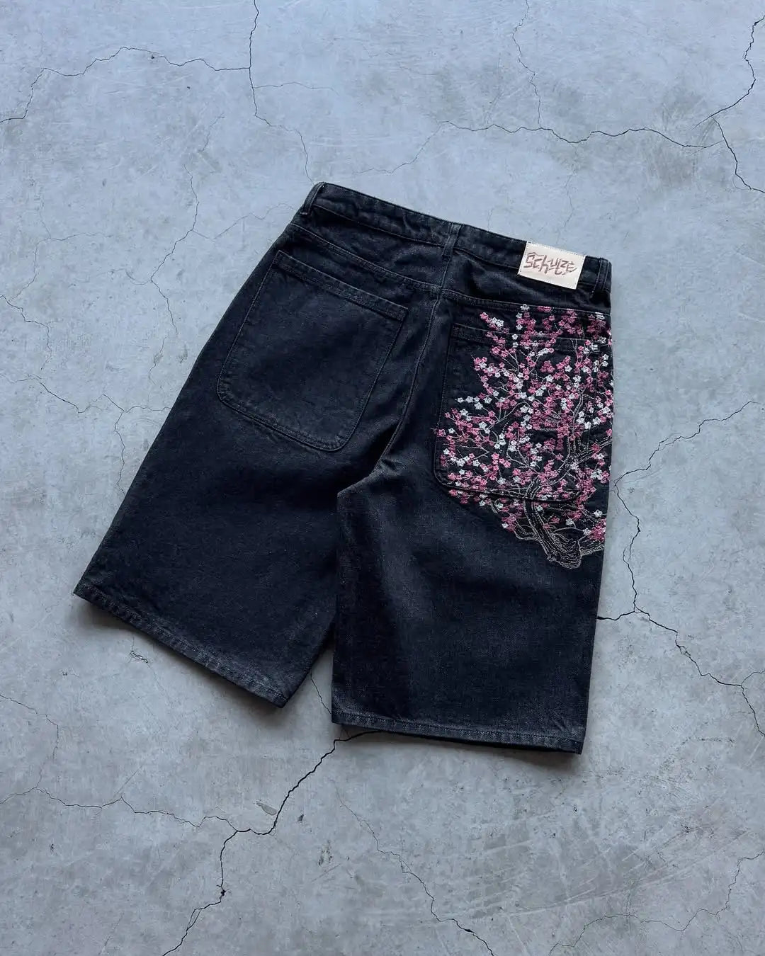 2025 autumn new European and American jeans embroidered pattern loose and personalized street Harajuku straight trousers