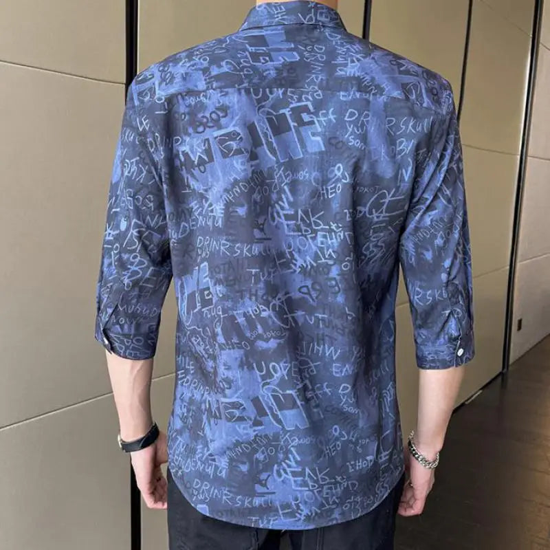 Men's Stylish 3/4 Sleeve Shirt English Letter Print Casual Turn-Down Collar Summer Fashion Breathable Loose Fit Top